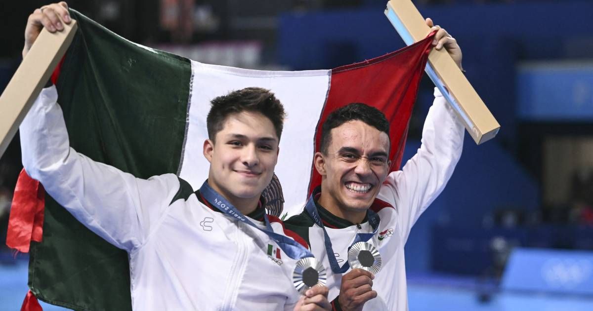 Gana México segunda medalla de plata con clavados en París 2024