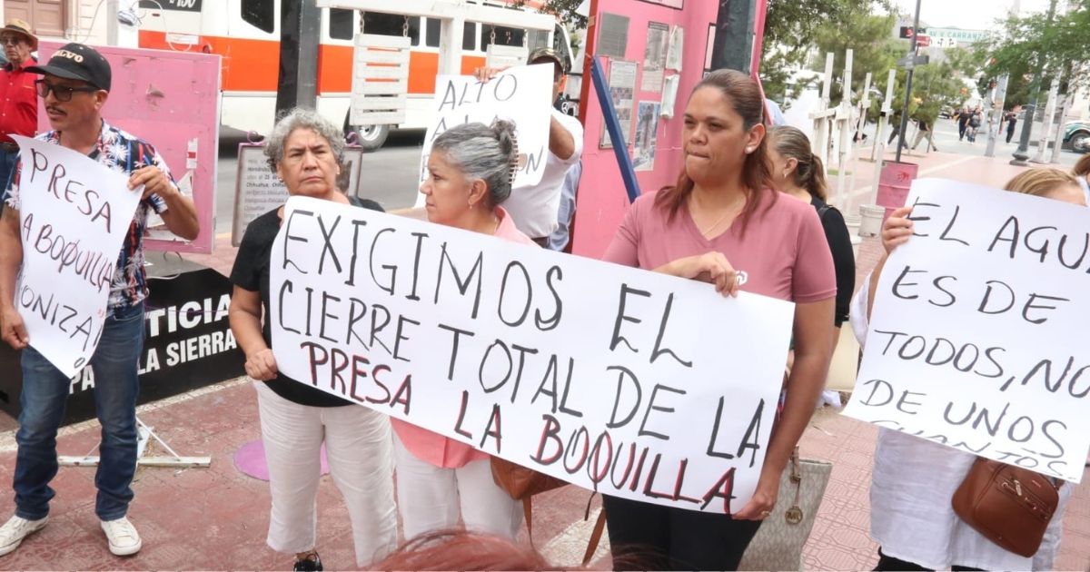 Se manifiestan en Gobierno pescadores de presa La Boquilla y exigen se cierre