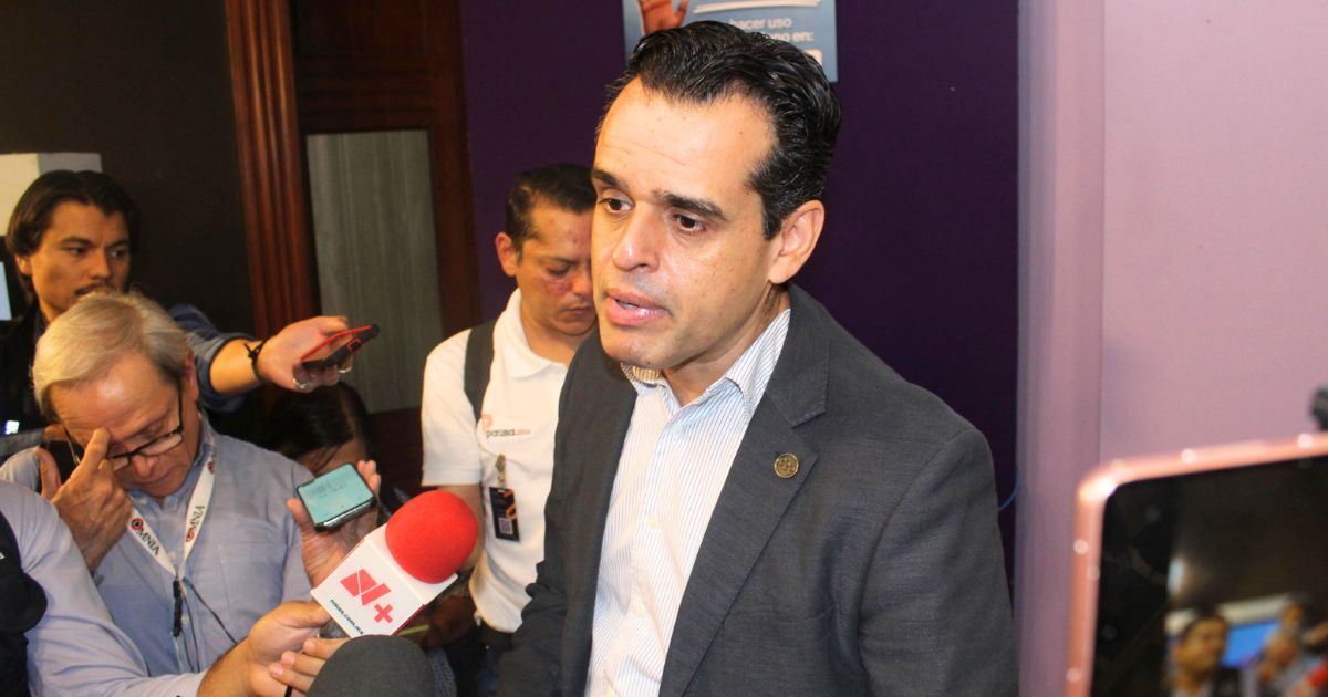 Debería peso estar a $18 pero incertidumbre de paro judicial, lo devalúa: IP