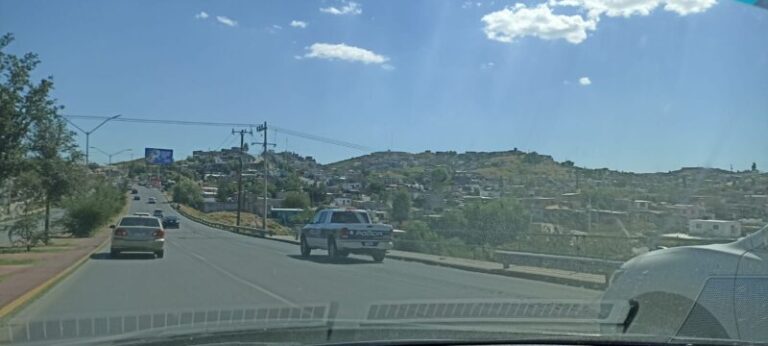 Otra mentira, siguen patrullas en servicio