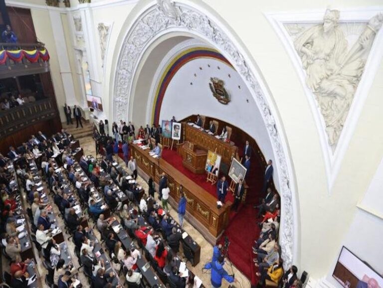 Crisis institucional en Venezuela: debate por ley de amnistía divide al oficialismo