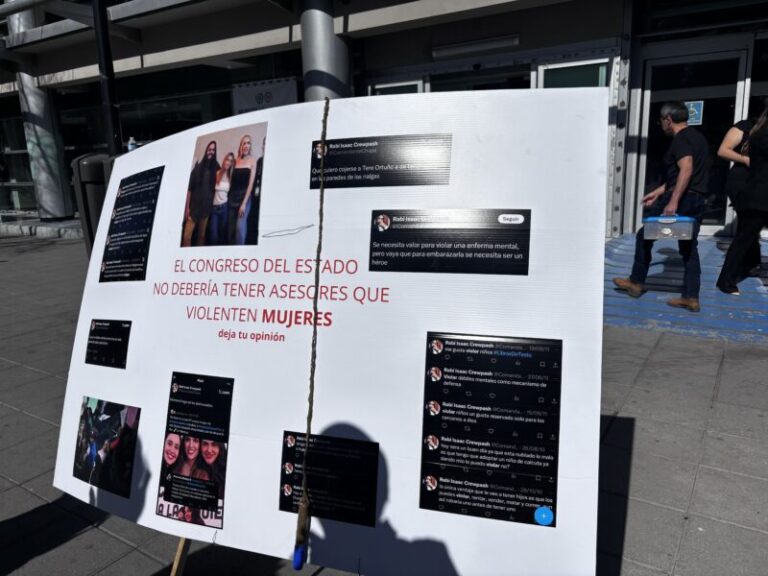 Difaman al Chupa frente a Congreso