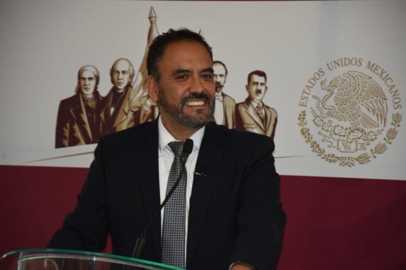 Juan-Carlos-Loera_renuncia_Chihuahua-scaled-1