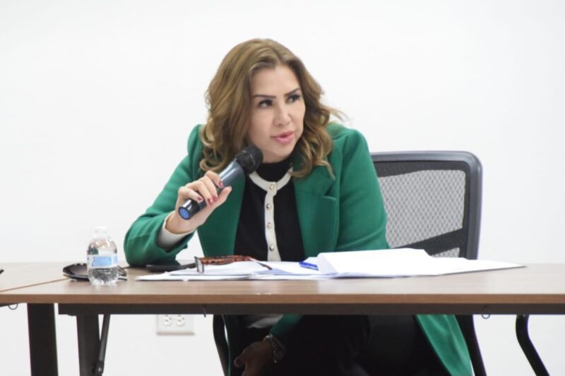 Llama síndica a pagar el predial