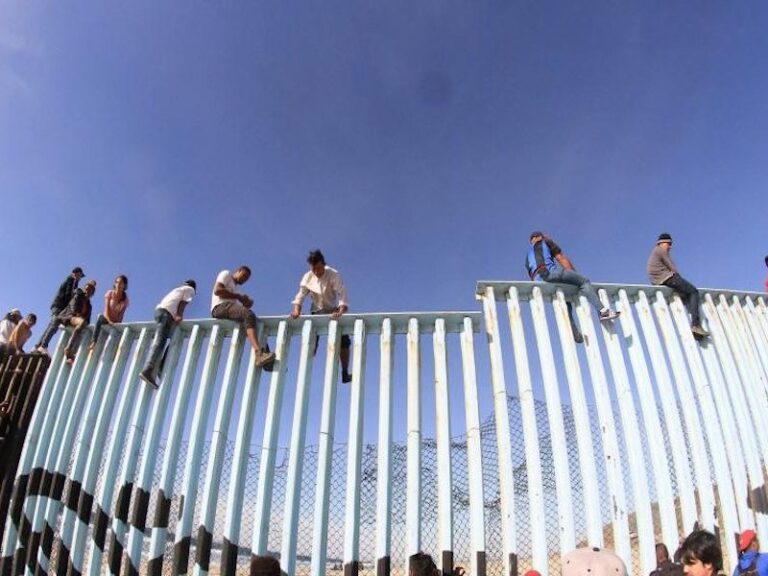 Estados Unidos refuerza medidas fronterizas ante aumento migratorio