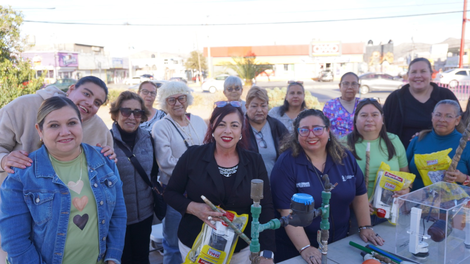 Lleva JMAS Chihuahua el curso “Plomería para Mujeres” a la colonia Villas del Real
