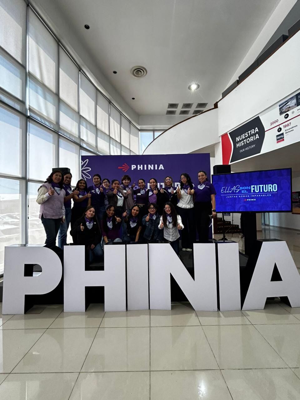 Alumnas de la UPSLP visitan planta de PHINIA con apoyo del Gobierno de Ricardo Gallardo.