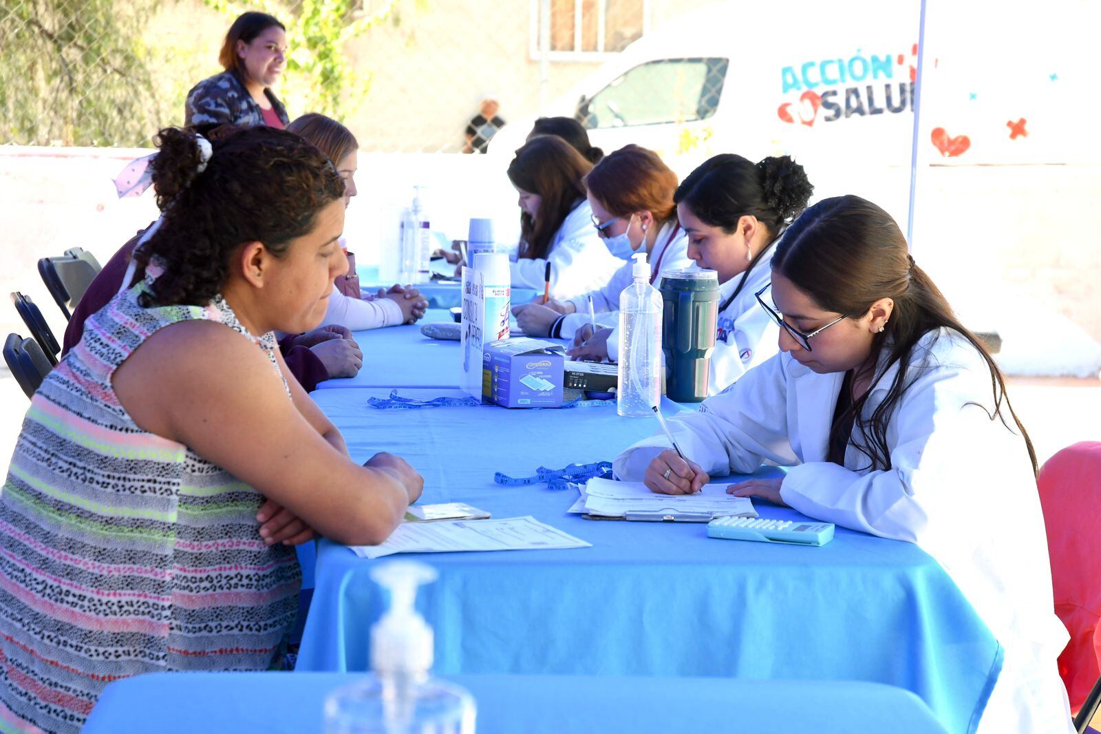 Felifer Macías impulsa jornadas de salud en Querétaro con más de 2 mil beneficiarios.