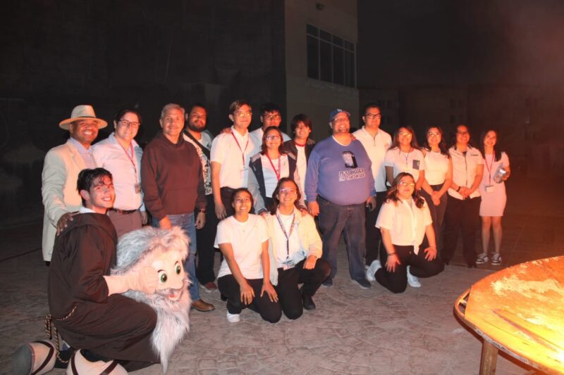 Conmemora FCQ-UACH por 18 años consecutivos «La Hora del Planeta»