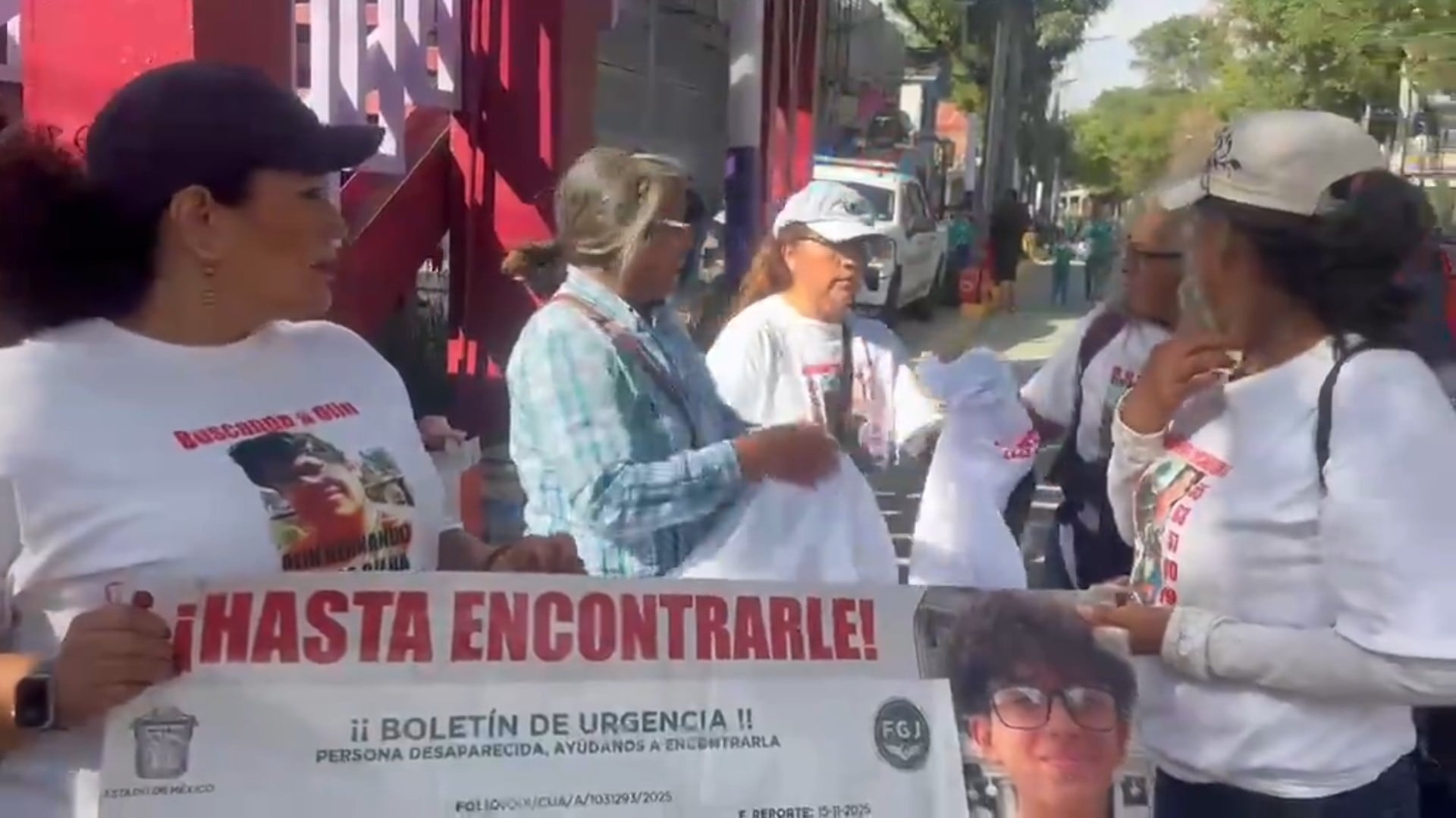 Protesta de madres buscadoras por desaparecidos llegan Estadio Banorte