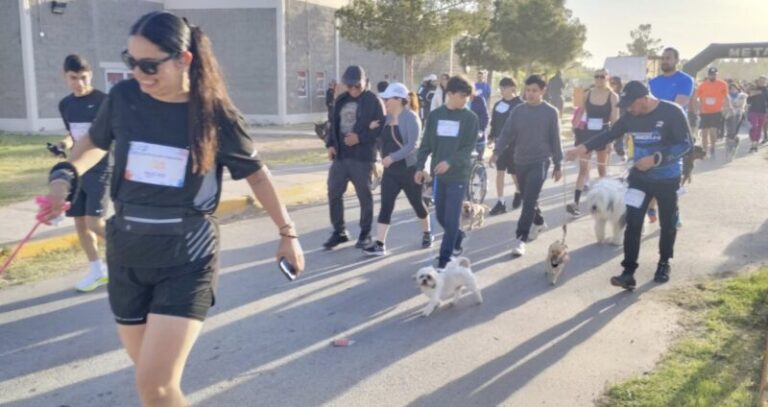 Juarenses disfrutaron de la 3era Carrera con Mascotas en El Chamizal