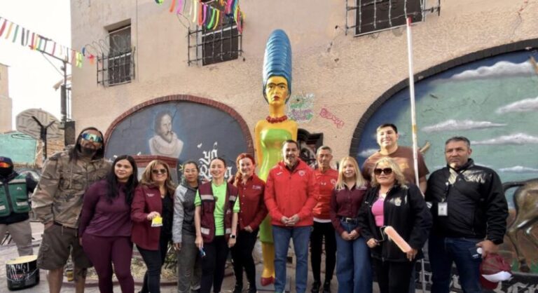 Escultura de Juan Pablo Chipe llega a la Plaza Cervantina De Juárez