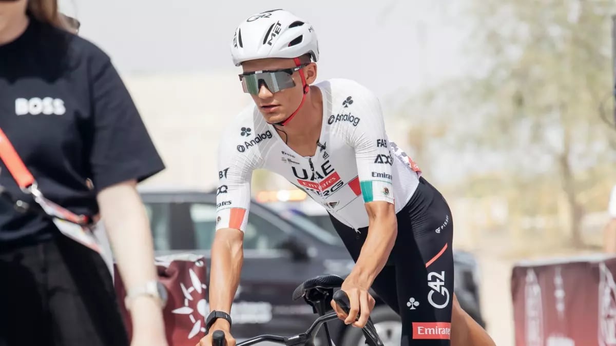 Isaac del Toro hoy: El ciclista mexicano llega segundo en la Etapa 2 y es líder de la Tirreno-Adriático 2026