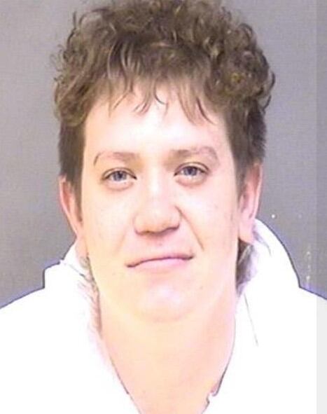 Acusan de asesinato a Dayton Webber, jugador amputado de lanzamiento de sacos