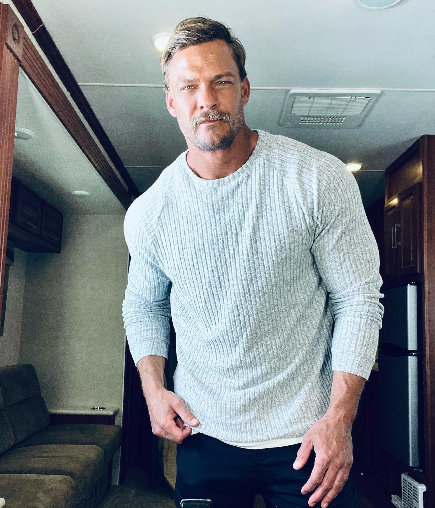 Alan Ritchson, actor.