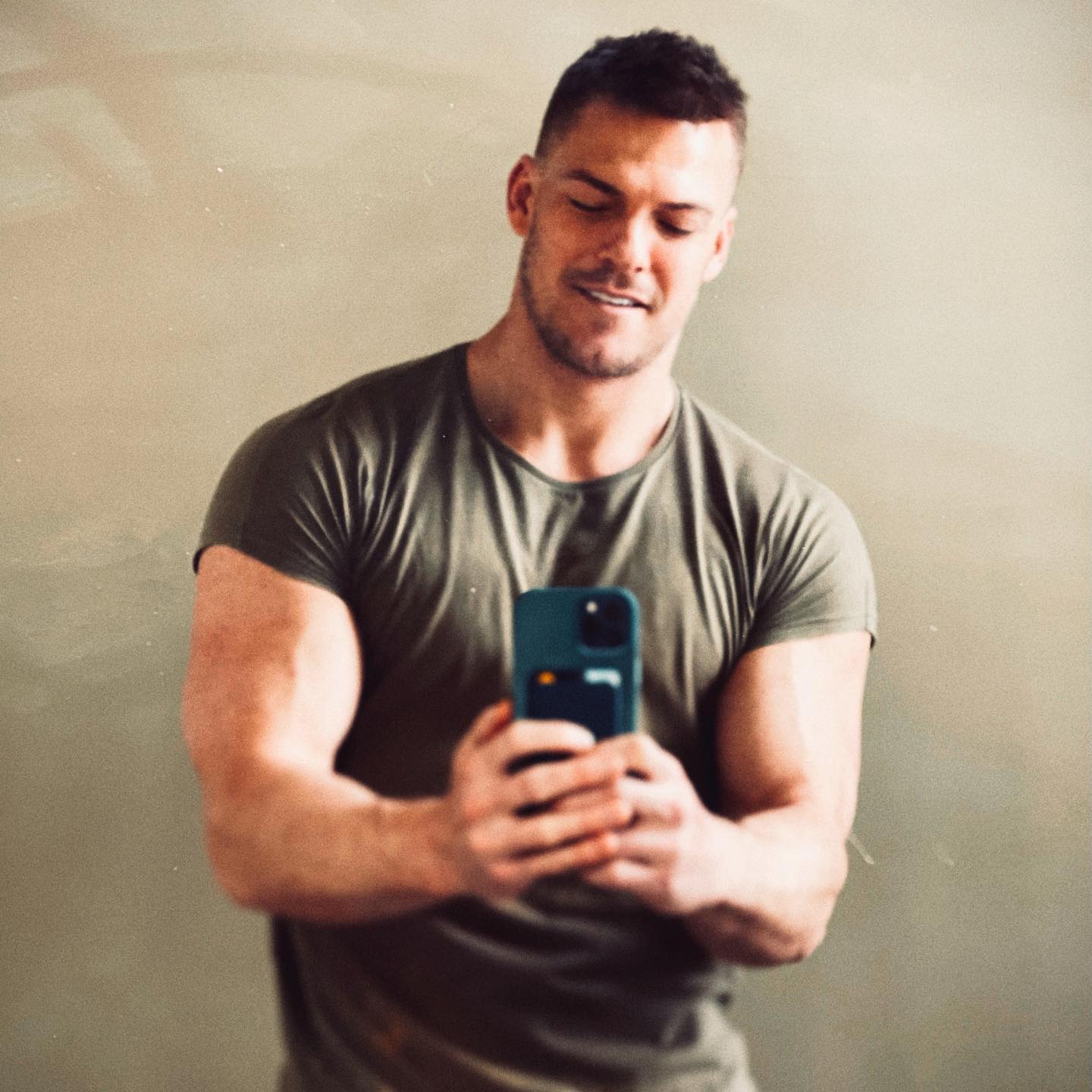 Alan Ritchson, actor.