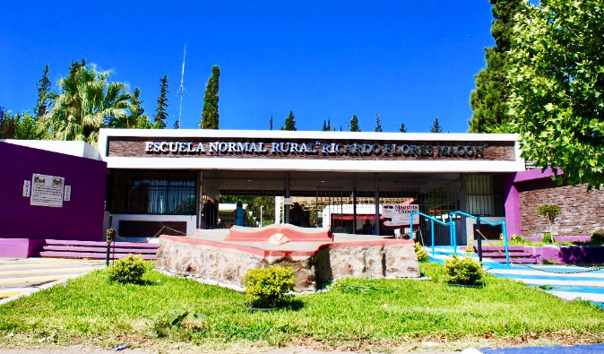 Preocupa incertidumbre administrativa a docentes de la Normal de Saucillo