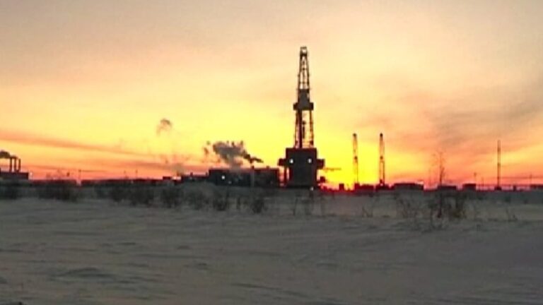 G7 evalúa liberar petróleo de sus reservas ante fuerte alza de precios