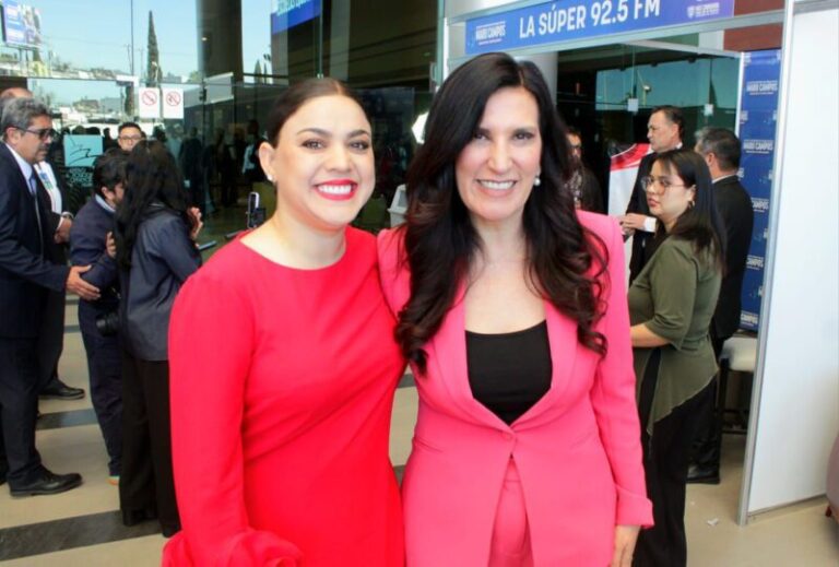 Kenia López destaca informe de Maru Campos