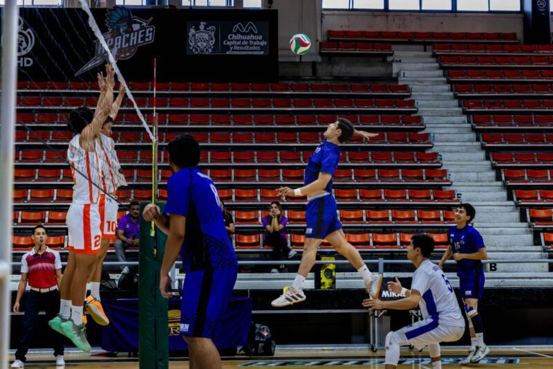 ¡Pierden lo invicto! Vaqueros URN cayó en casa con CETYS Tijuana en Voleibol