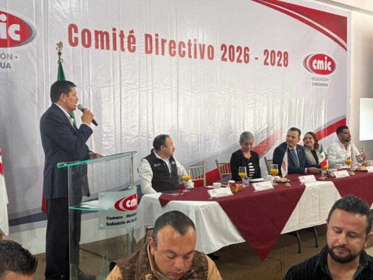 Reiteran constructores disposición para seguir trabajando por la capital