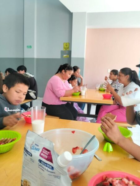 Un desayuno que alimenta más que el cuerpo: Fundación Ciudadana Integral lleva esperanza a Casa Hogar