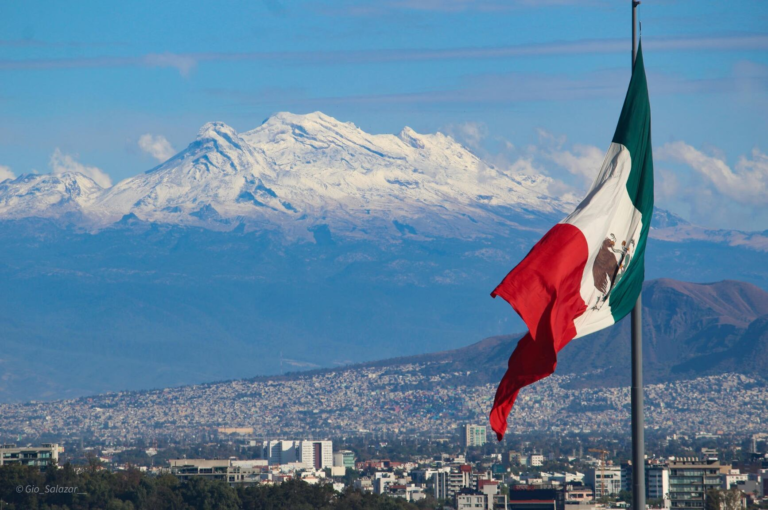 Para los sacrificados, el conmovedor Toque de Silencio es insuficiente