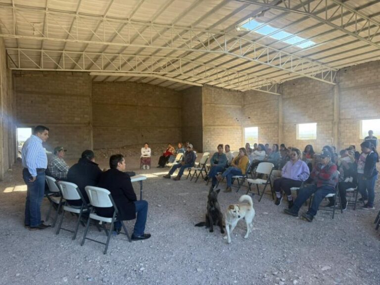 Regularizarán un centenar de títulos en Camargo