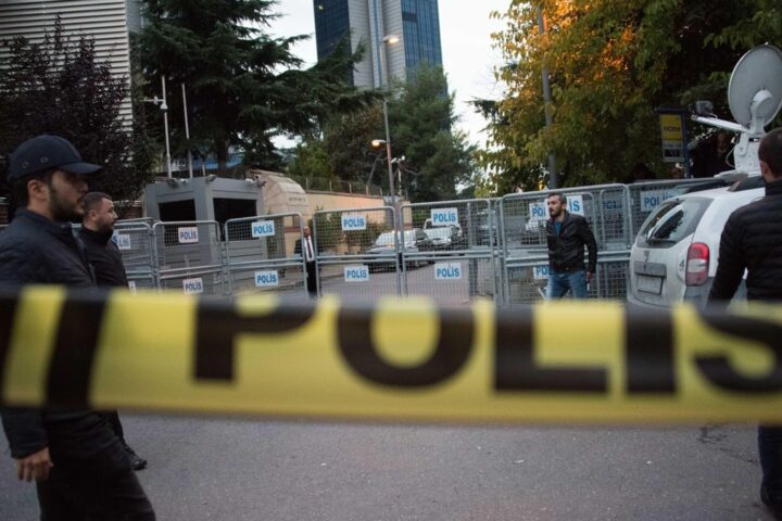 Al menos cuatro muertos en un tiroteo en un colegio de Turquía