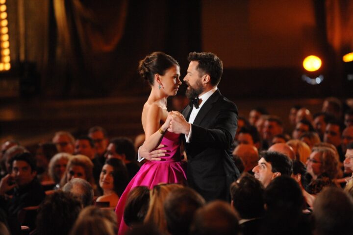 El romance entre Sutton Foster y Hugh Jackman se consolida y sorprende a sus fans