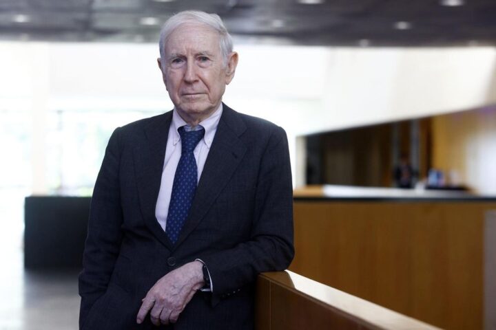 Shlomo Ben Ami, historiador y exministro de Exteriores de Israel: "EEUU ha sido derrotado estratégicamente en Irán"