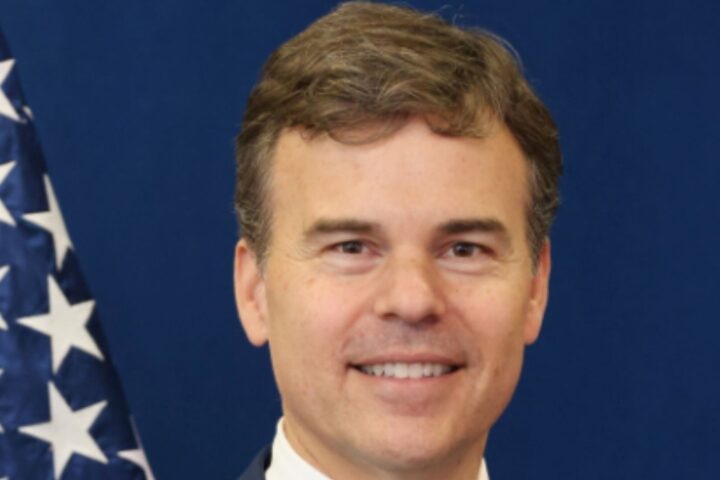 ¿Quién es John Barrett? Nuevo encargado de negocios de la Embajada de Estados Unidos en Venezuela