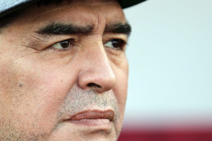 El segundo juicio en Argentina por la muerte de Maradona trata de enmendar el escándalo del primer intento