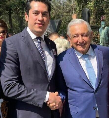 Rogelio Israel Zamora Guzmán y Andrés López Obrador