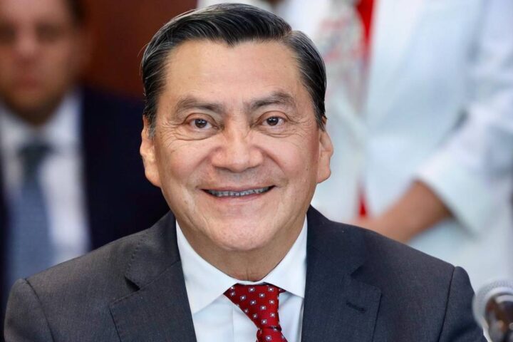 Óscar Cantón Zetina