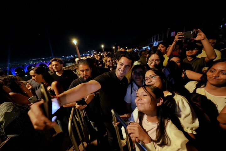 Más de 20 mil personas asistieron al festejo por los 300 años del Acueducto