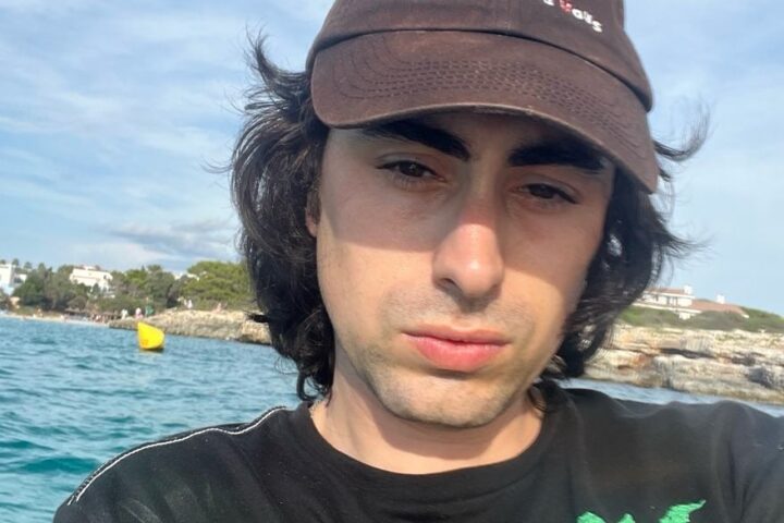 Depresión Sonora, cantante