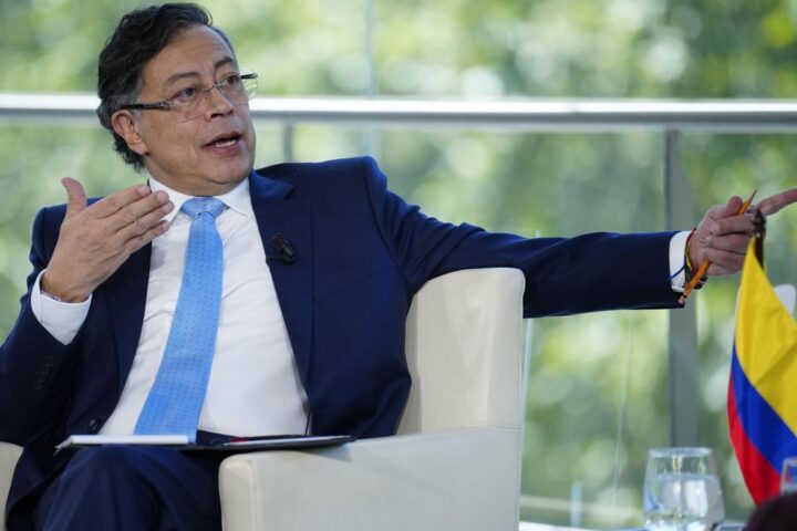 Petro demandará al presidente de Ecuador por vincularlo con un narcotraficante