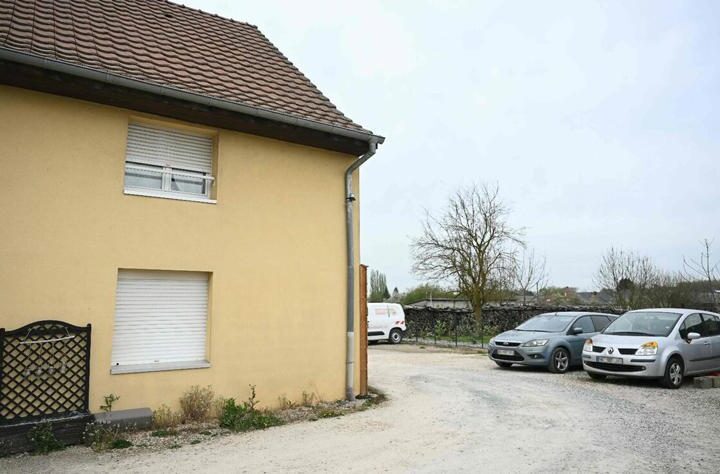 ¡Horror en Francia revela impactante caso de niño encerrado por su propio padre durante más de un año!