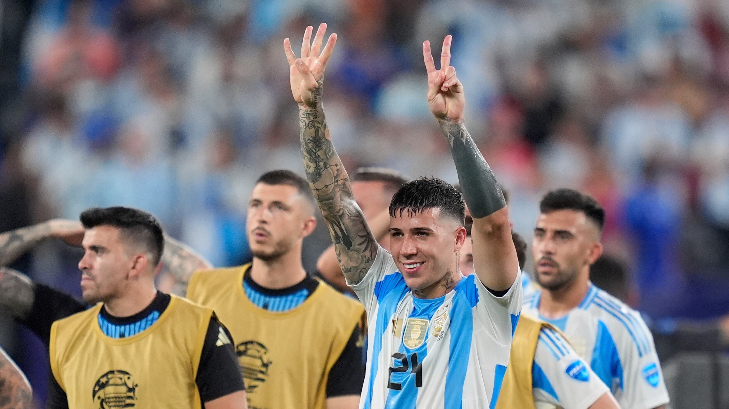 Enzo Fernández con la selección de Argentina
