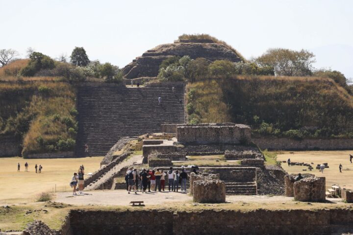 Monte Albán, zona arqueológica en Oaxaca.