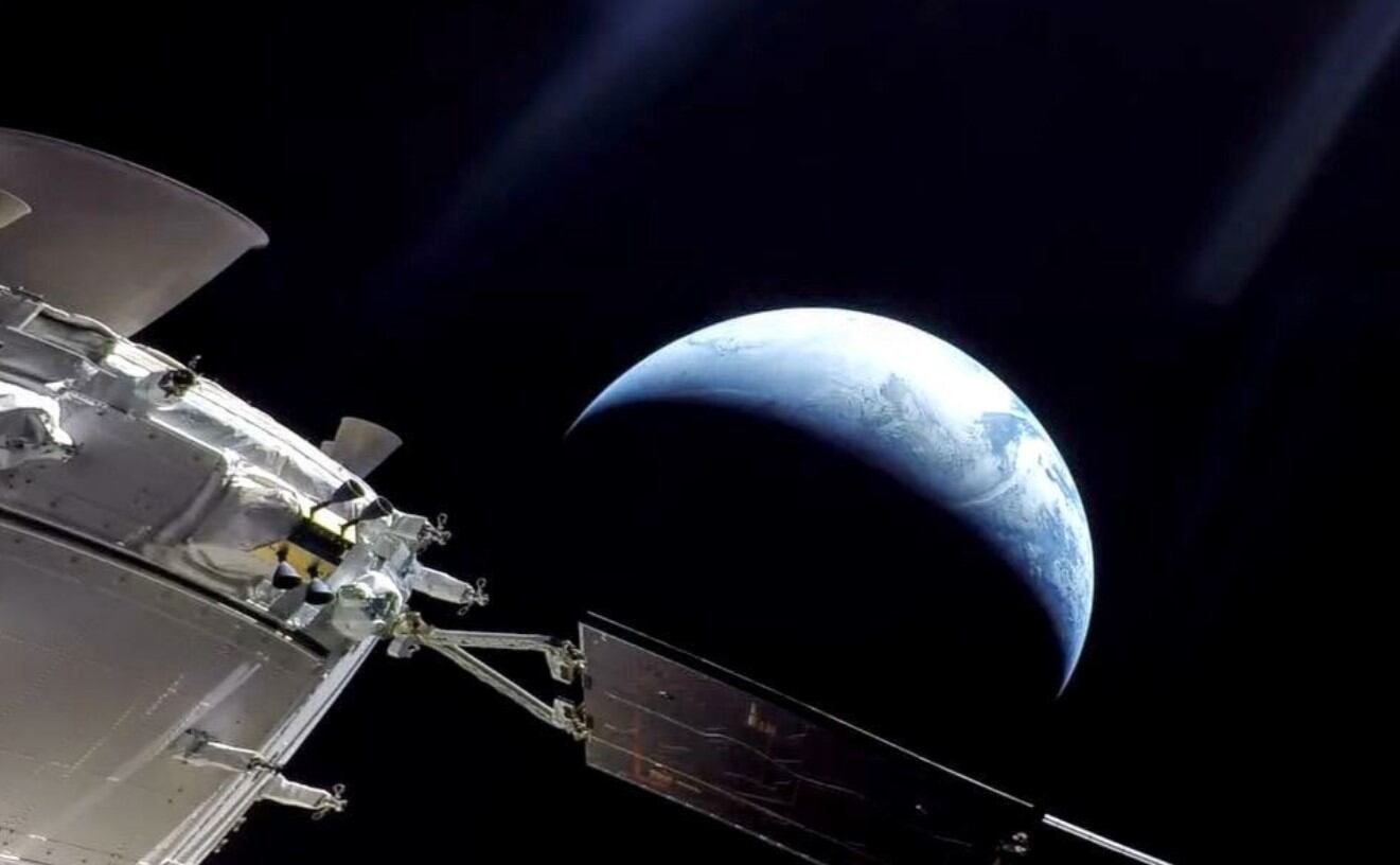 Primeras imágenes de la Tierra desde Artemis II sorprenden