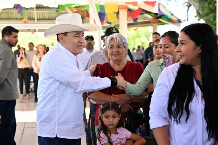 Alfonso Durazo refuerza apoyo a estudiantes y comunidades rurales