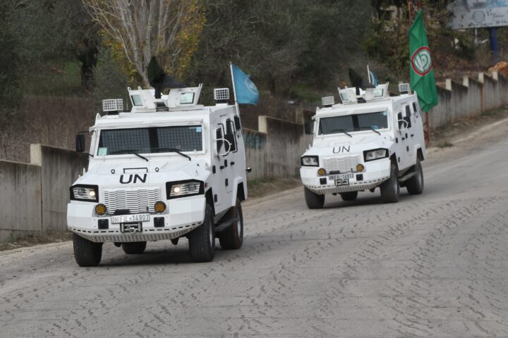 Patrullas de cascos azules de la ONU recorren el sur de Líbano