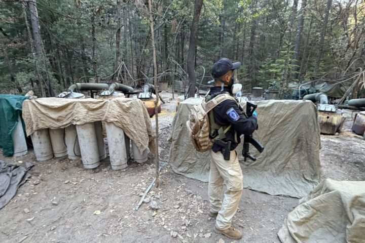 Así es el narcolaboratorio de El Pinal ligado a policías de Chihuahua y agentes de la CIA