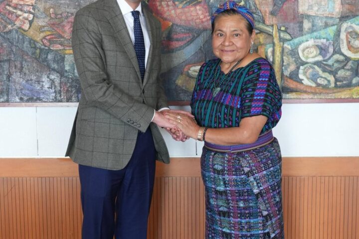 SRE nombra a Rigoberta Menchú alta consejera para los Derechos de las Mujeres y los Pueblos Indígenas