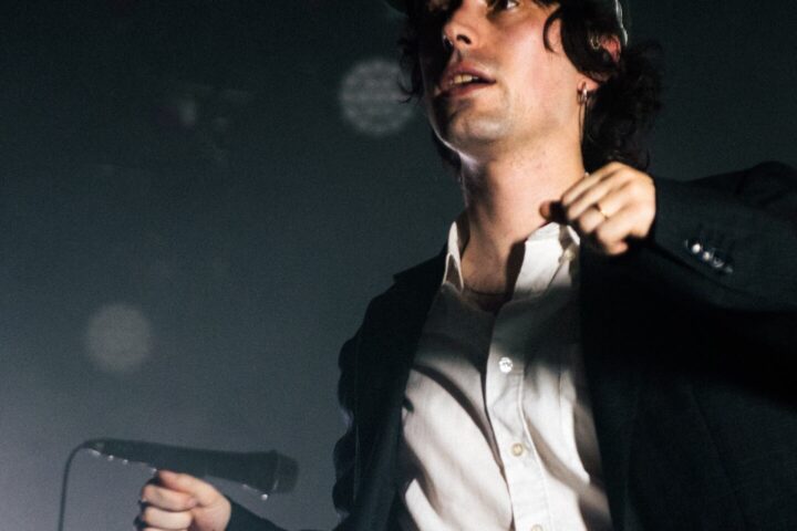 Depresión Sonora, cantante