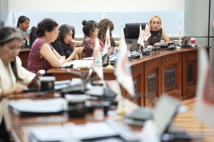 Brenda Ríos propone no cambiarle nombre a las calles y PAN lo rechaza