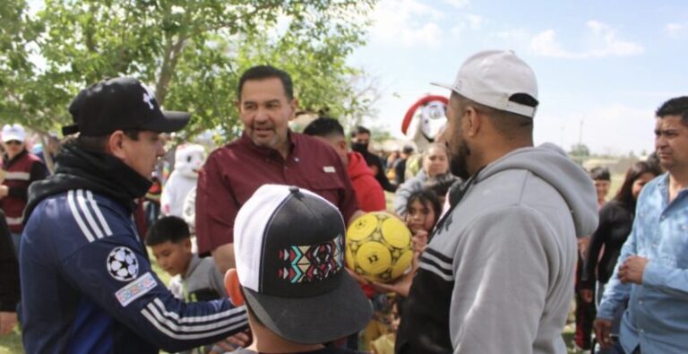 Disfrutan juarenses de Pascua en El Chamizal