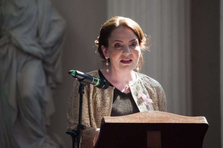 María del Carmen Alanís, exmagistrada del TEPJF, cuestiona transparencia en proceso del INE